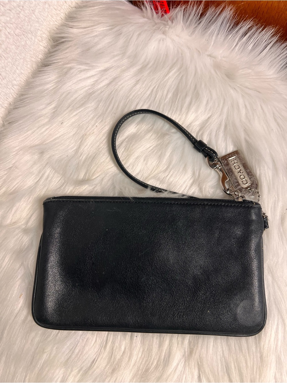 Vintage Coach Black Leather Turnlock Wristlet with Front Pocket - Picture 2 of 6